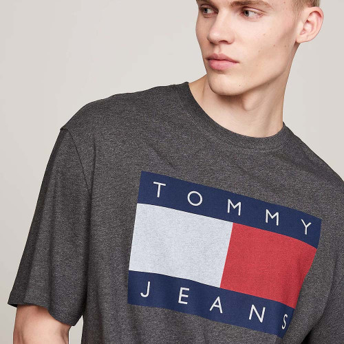 Tommy Hilfiger Ανδρική κοντομάνικη μπλούζα Tommy Flag Badge Oversized T-Shirt